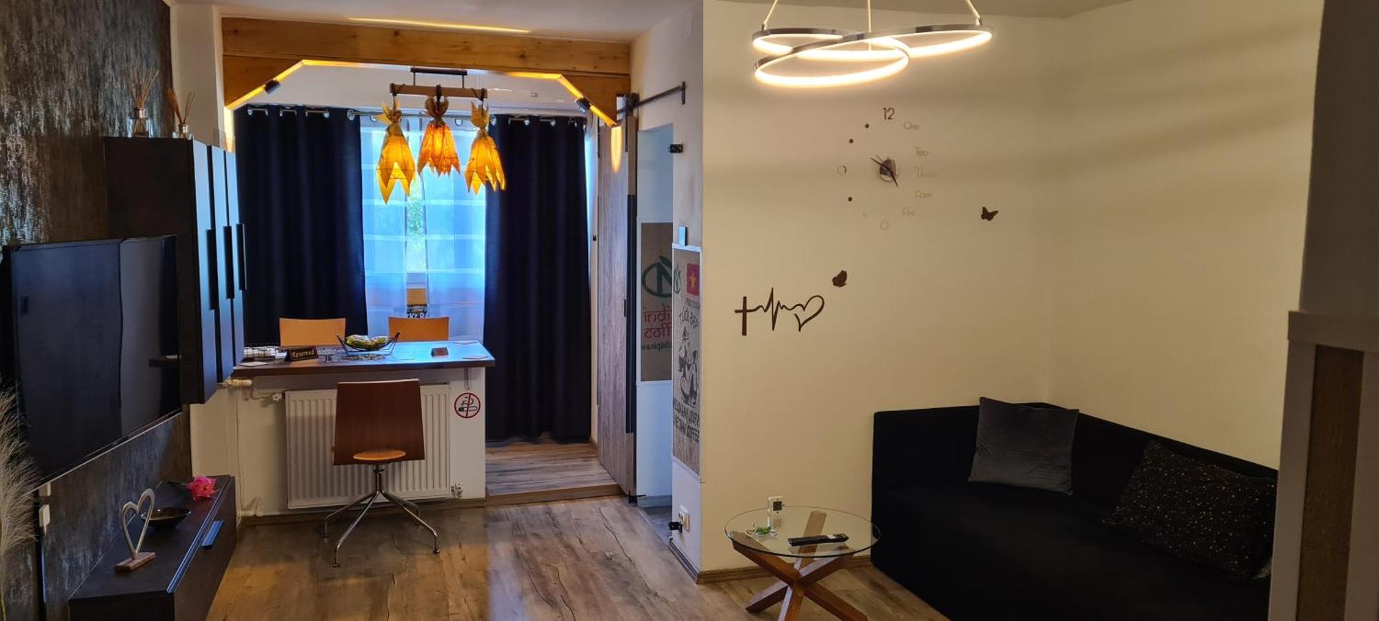 Tiki'S Bar Studio Bucharest Luaran gambar